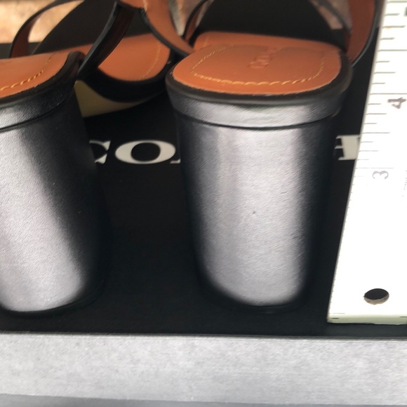 Coach size 11 sandals - Picture 4 of 8